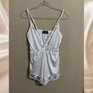 Cider Lace Trim V-Neck Off White Cream Romper Bridal Coquette Romantic XS GUC